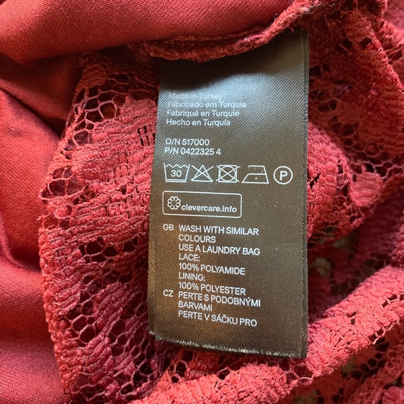 5/$25 H&M Maroon Lace Top - Picture 6 of 6